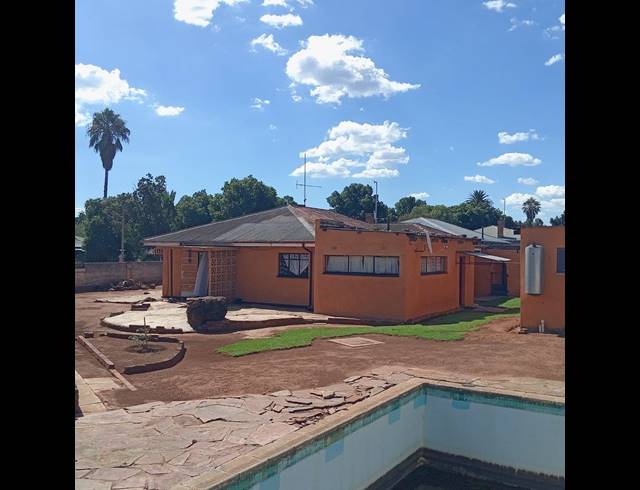 3 BEDROOM HOUSE FOR SALE IN VANDERBIJLPARK CW 6